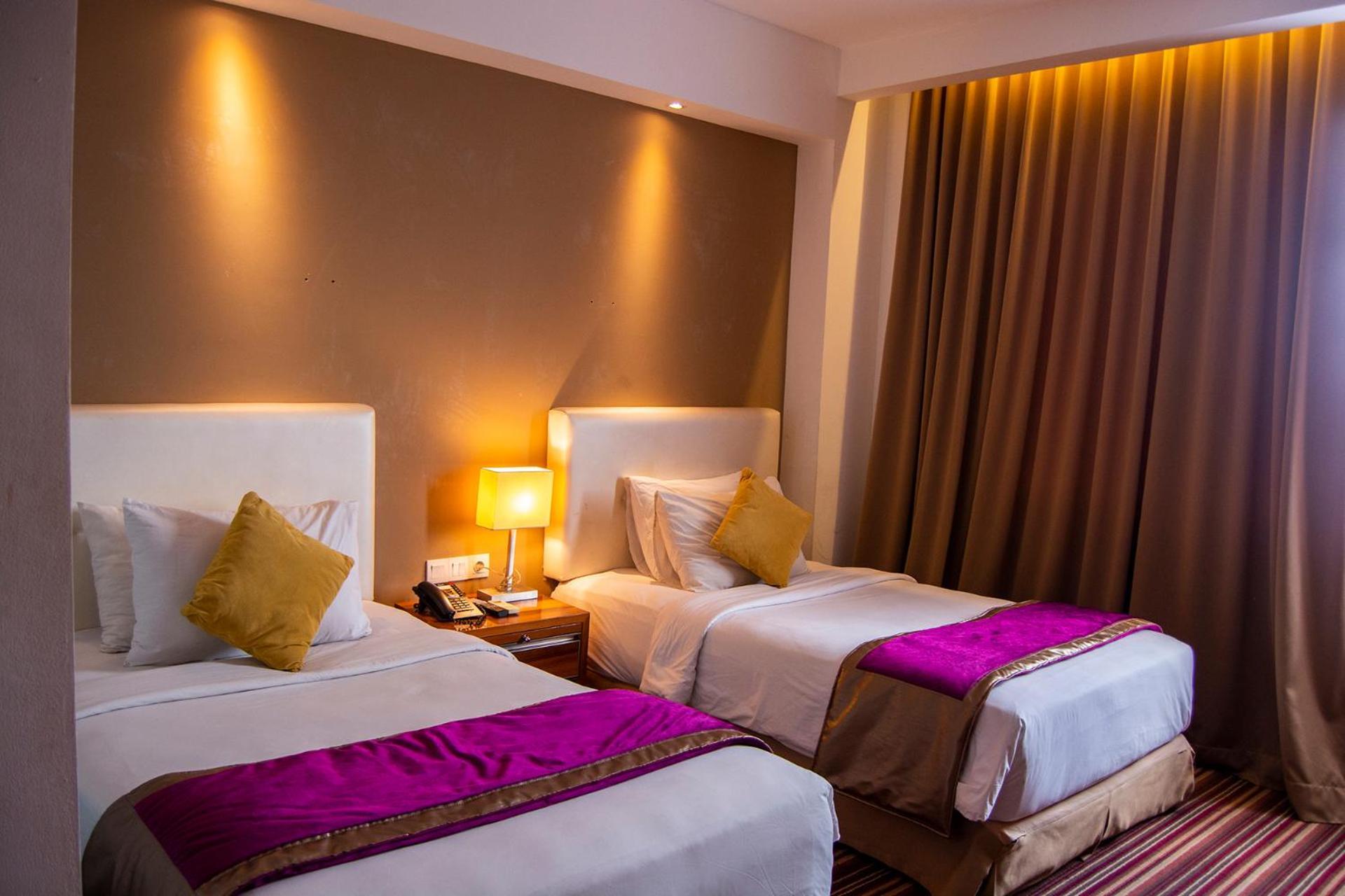 Royal Asnof Hotel Pekanbaru Kültér fotó