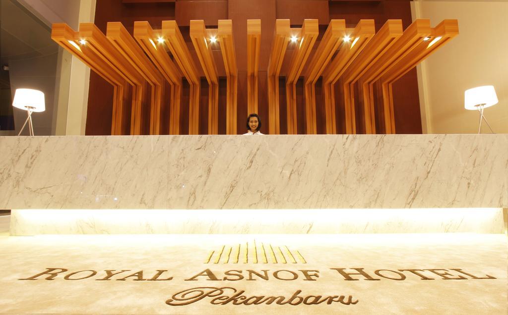 Royal Asnof Hotel Pekanbaru Kültér fotó